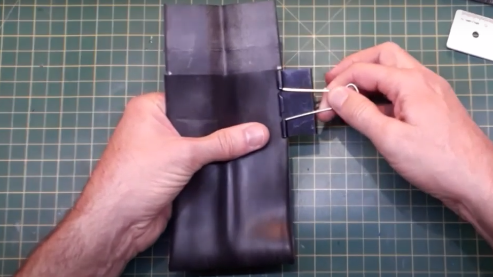 prender na posicão e dar espaçamento para furo.png